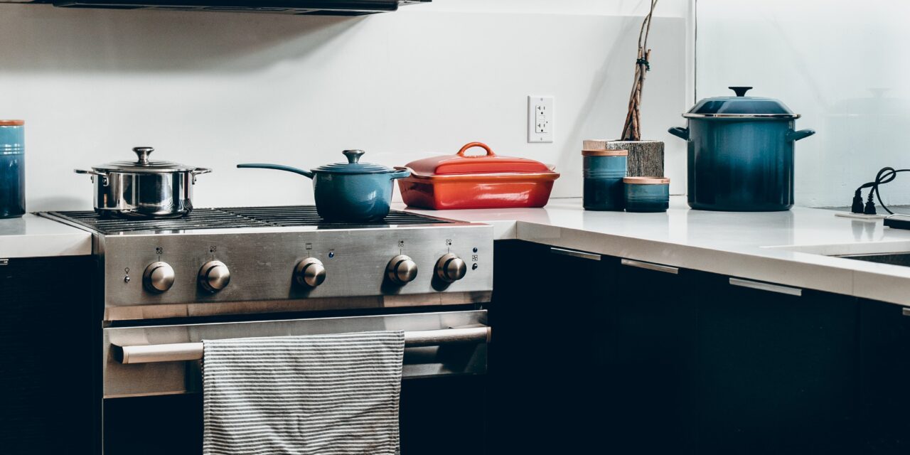 How to Clean Your Oven